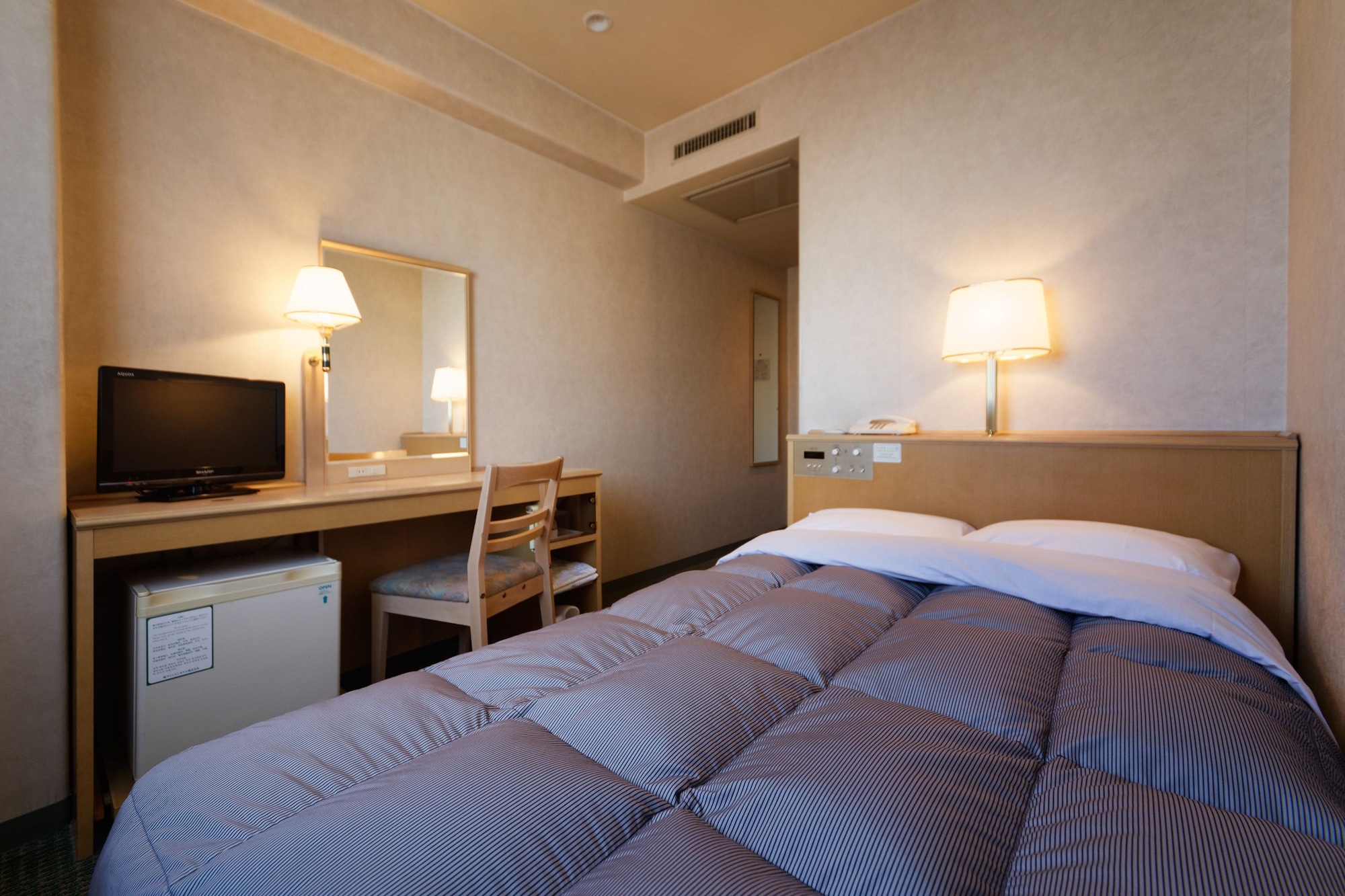 ECONOMY, DOUBLE BED