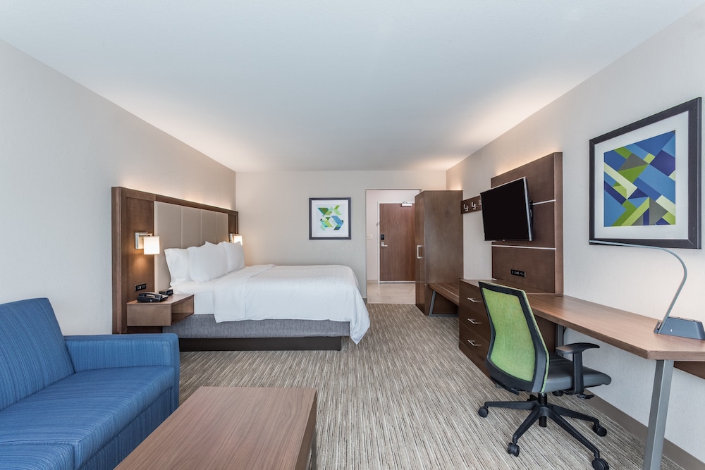 Holiday Inn Express & Suites Hammond 17/69