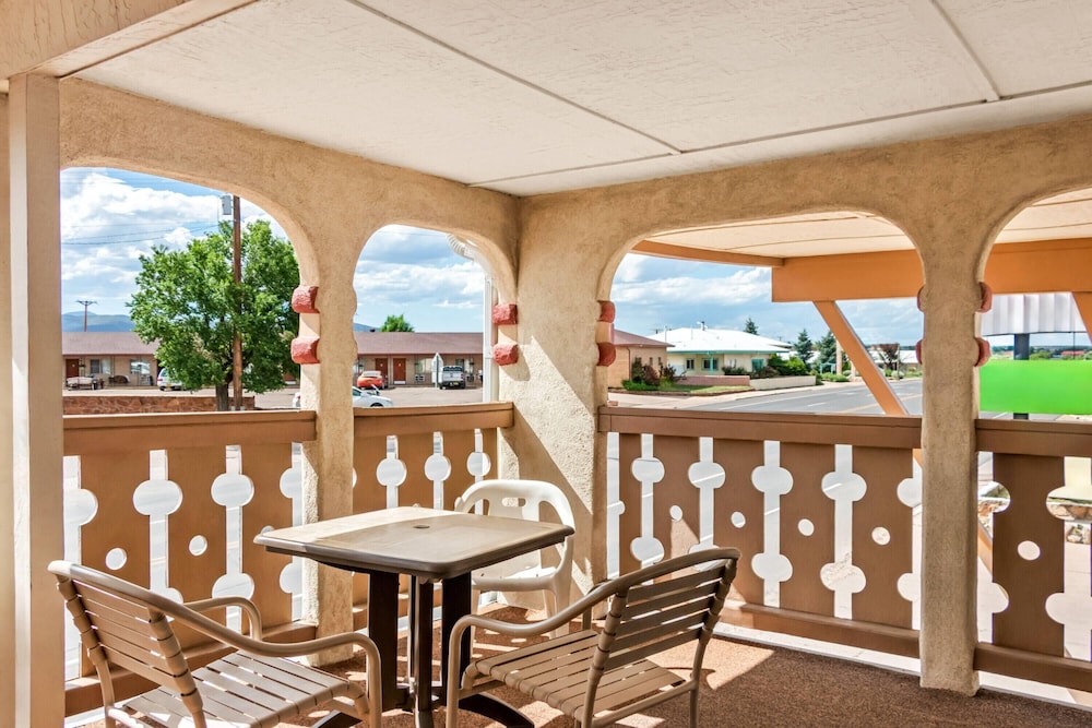 Travelodge by Wyndham Las Vegas NM 22/35