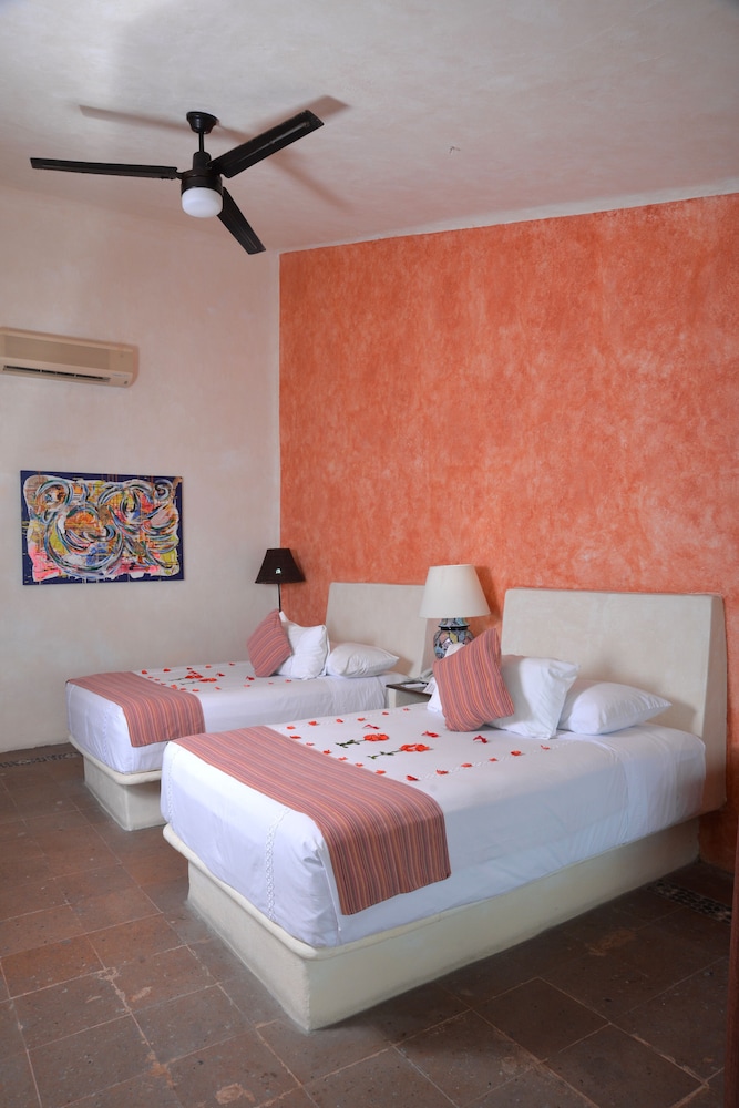 Junior Suite, 2 Double Beds, Jetted Tub