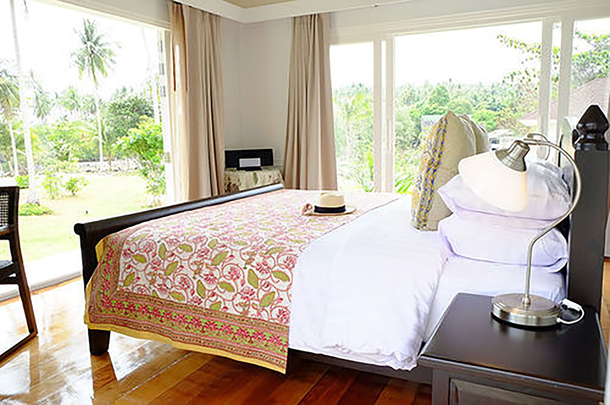 2 Bedrooms, Sweet, 1 King and 1 Single Beds, 2 Bathrooms