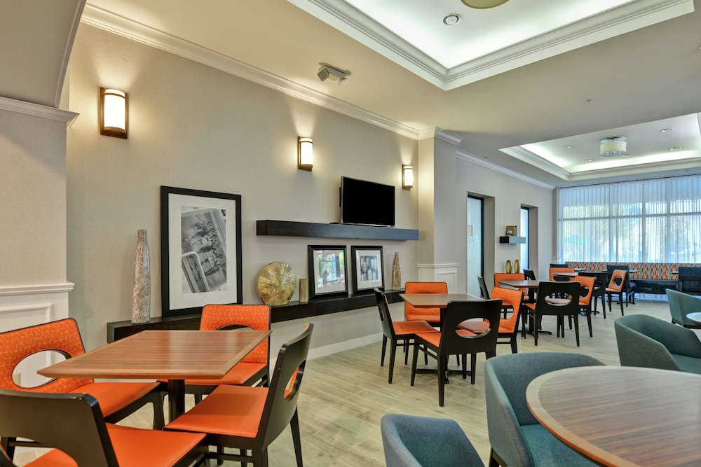 Hampton Inn Palm Beach Gardens 37/42
