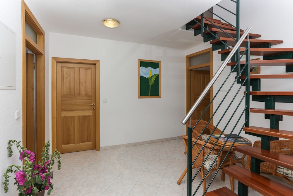 Villa Celenca 9/62