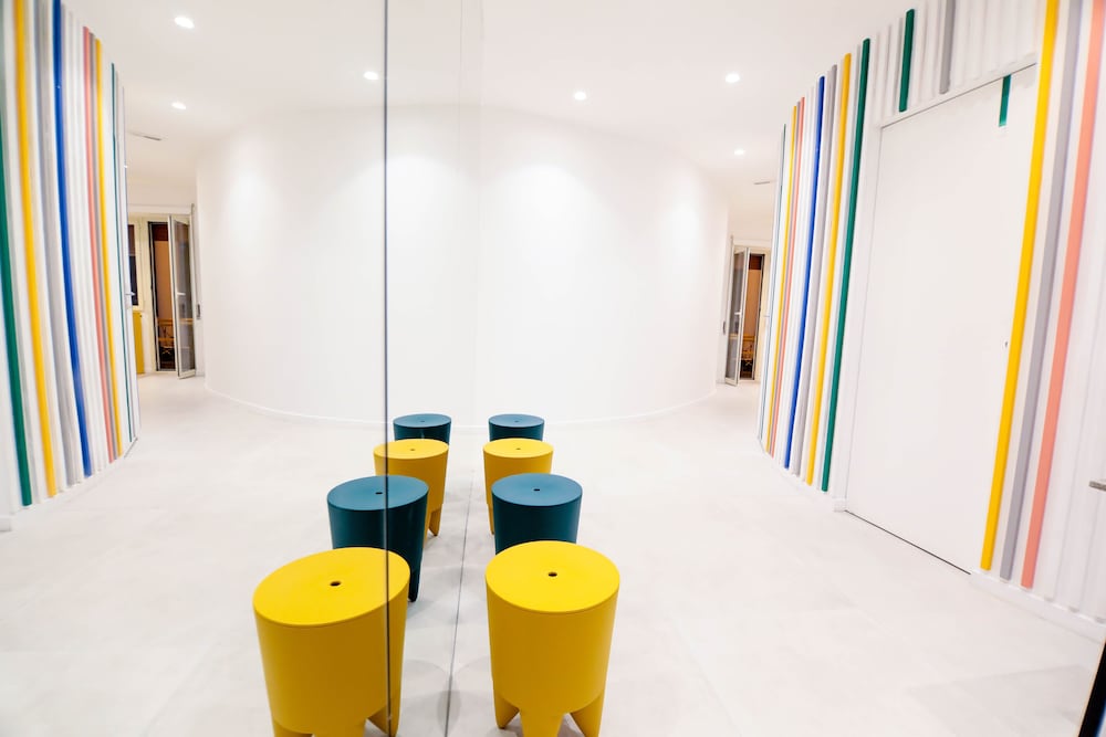 O.Effe. Global Suites at Vatican 12/50