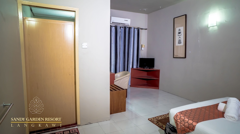 Sandy Garden Resort 27/40