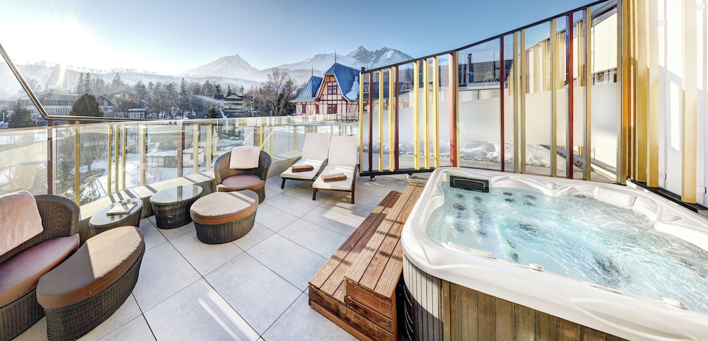 Hotel Lomnica 26/49
