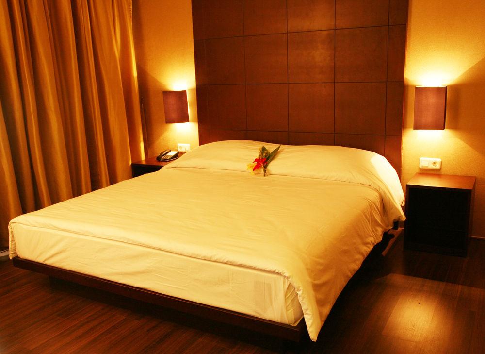 Collection O Cikarang Near Pollux Mall Formerly Hotel Pesona Cikarang 15/34