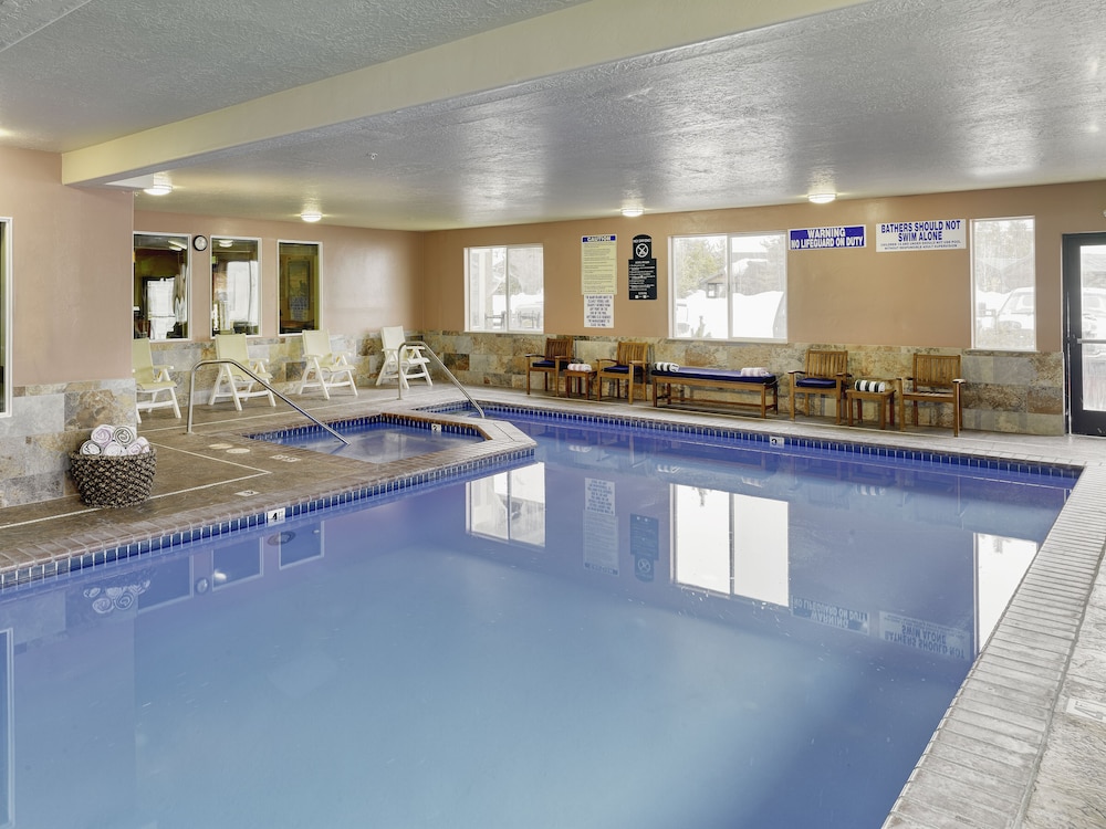 Yellowstone Park Hotel 9/61