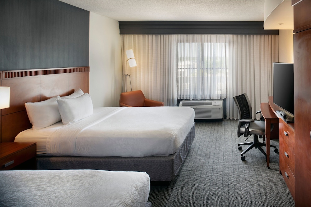 Room, 2 Queen Beds, Accessible
