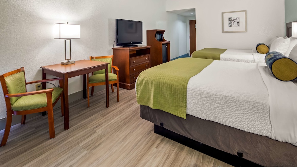 Best Western Plus Myrtle Beach @ Intracoastal 13/38