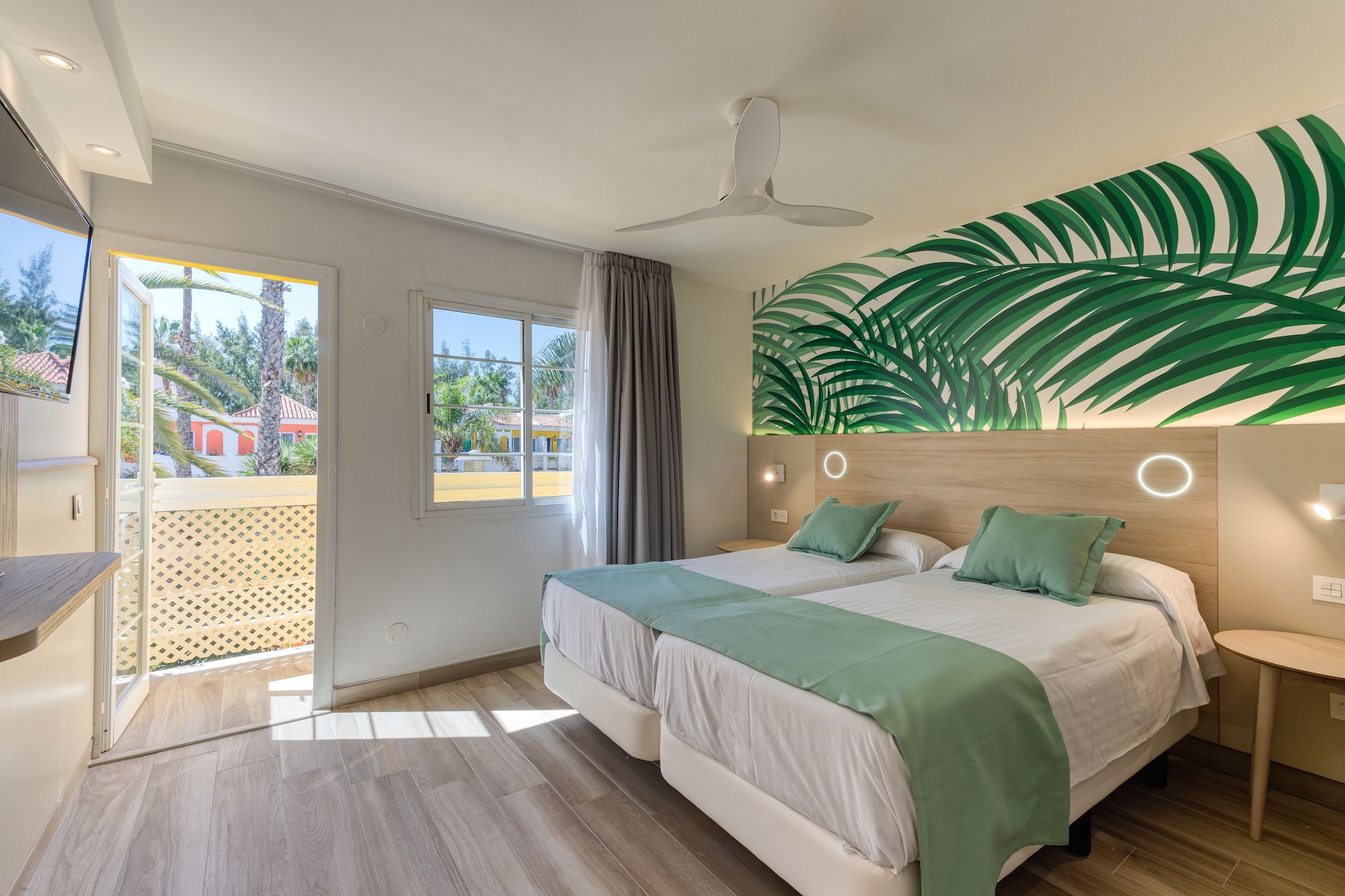 1 BEDROOM, SUPERIOR, BUNGALOW