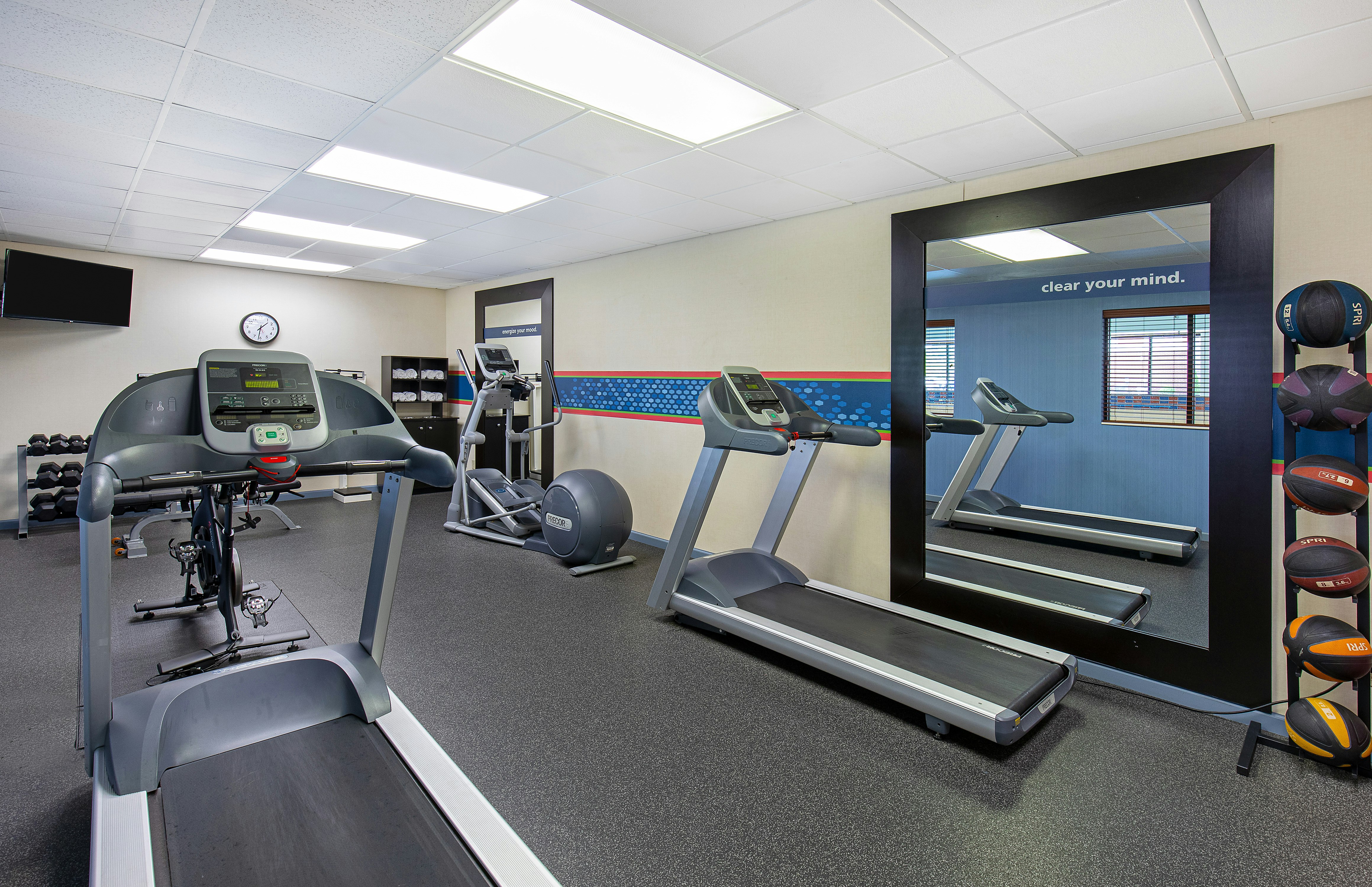 Hampton Inn & Suites Madisonville 9/20