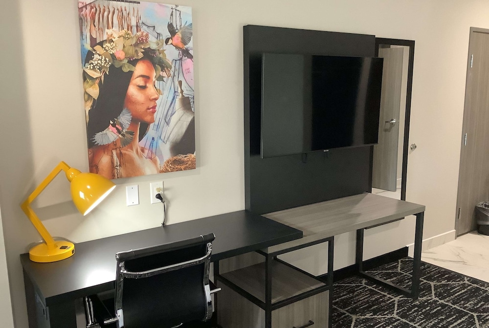La Quinta Inn & Suites by Wyndham Corpus Christi Southeast 50/56
