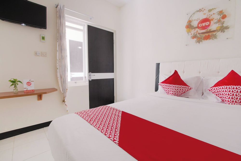 OYO 3350 Cozy Residence Syariah 5/17