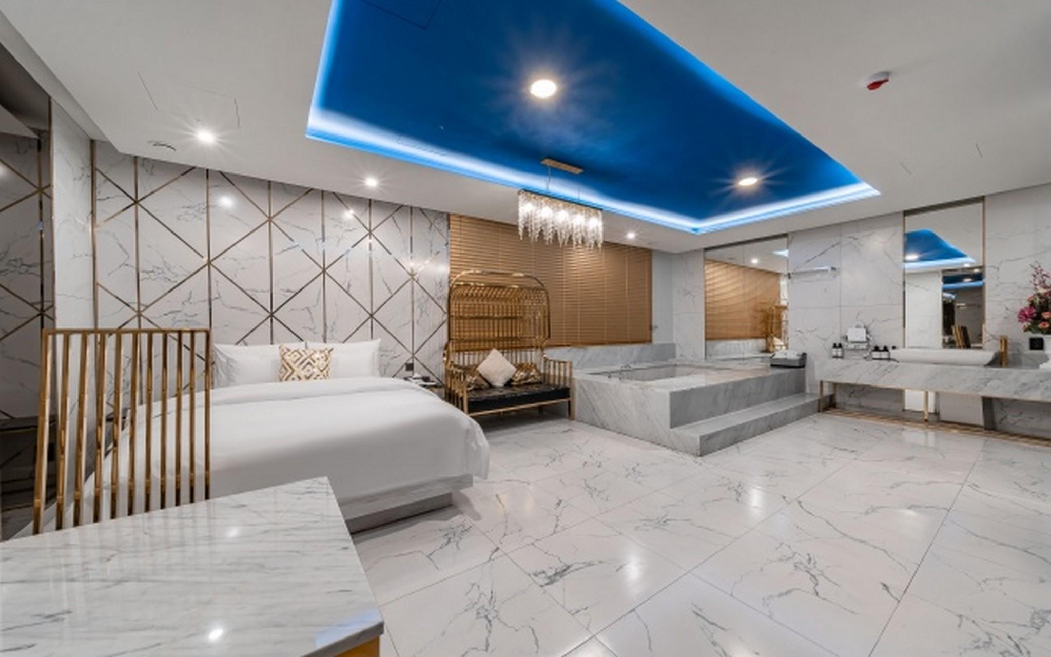 Hotel Cullinan Yeoksam 71/78