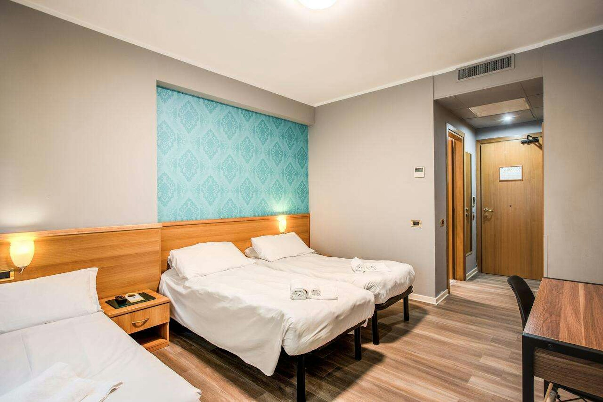 Scheppers Hotel 8/42