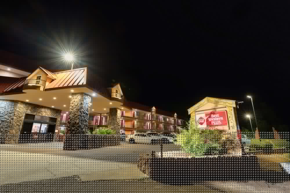 Best Western Plus Yosemite Way Station Motel in MARIPOSA - CA