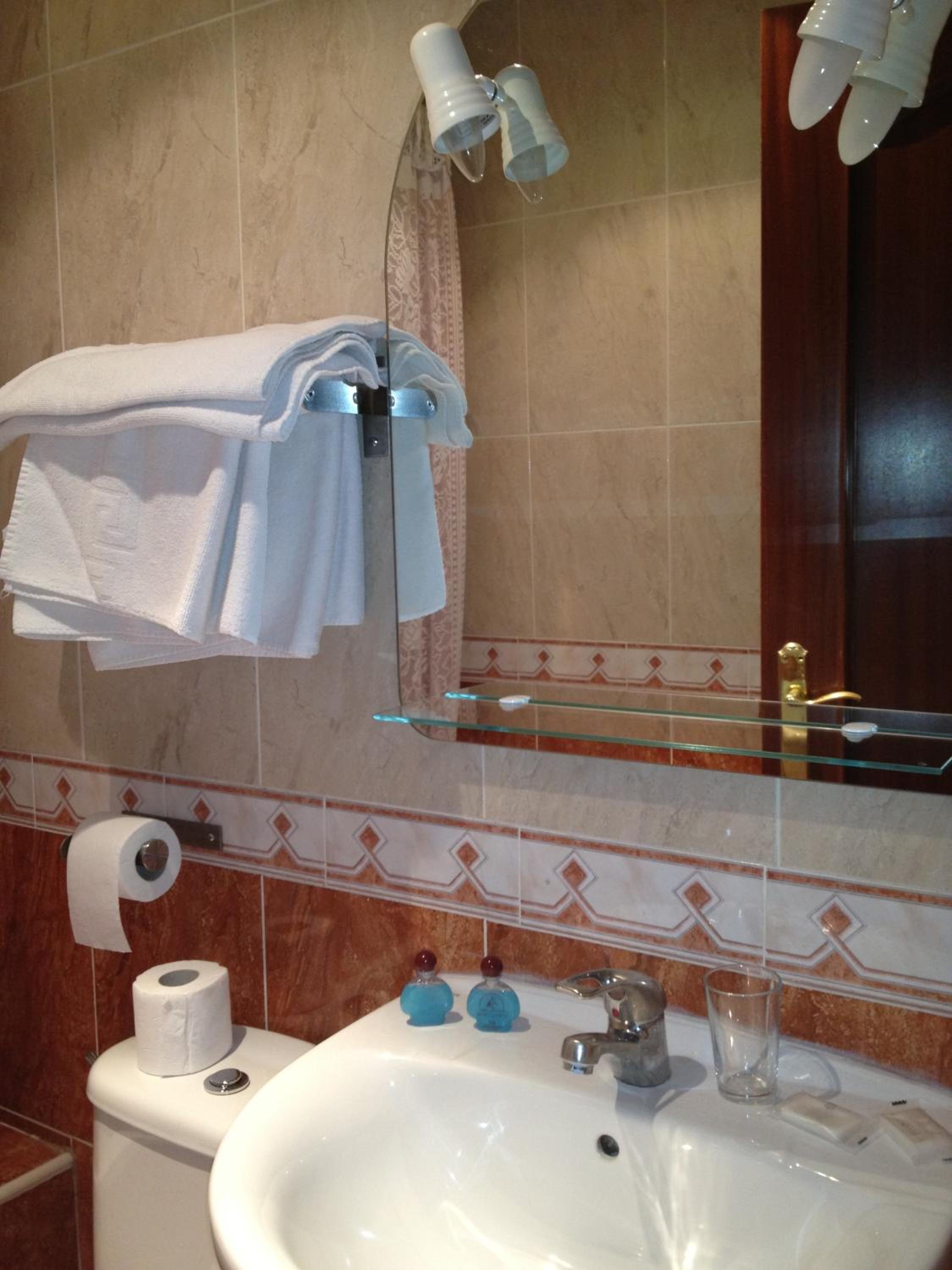 Hotel Don Angel 47/48