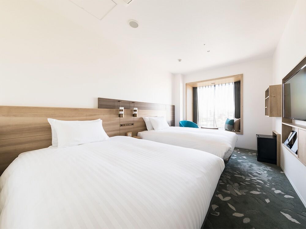 SUPERIOR, SINGLE, TWIN BEDS