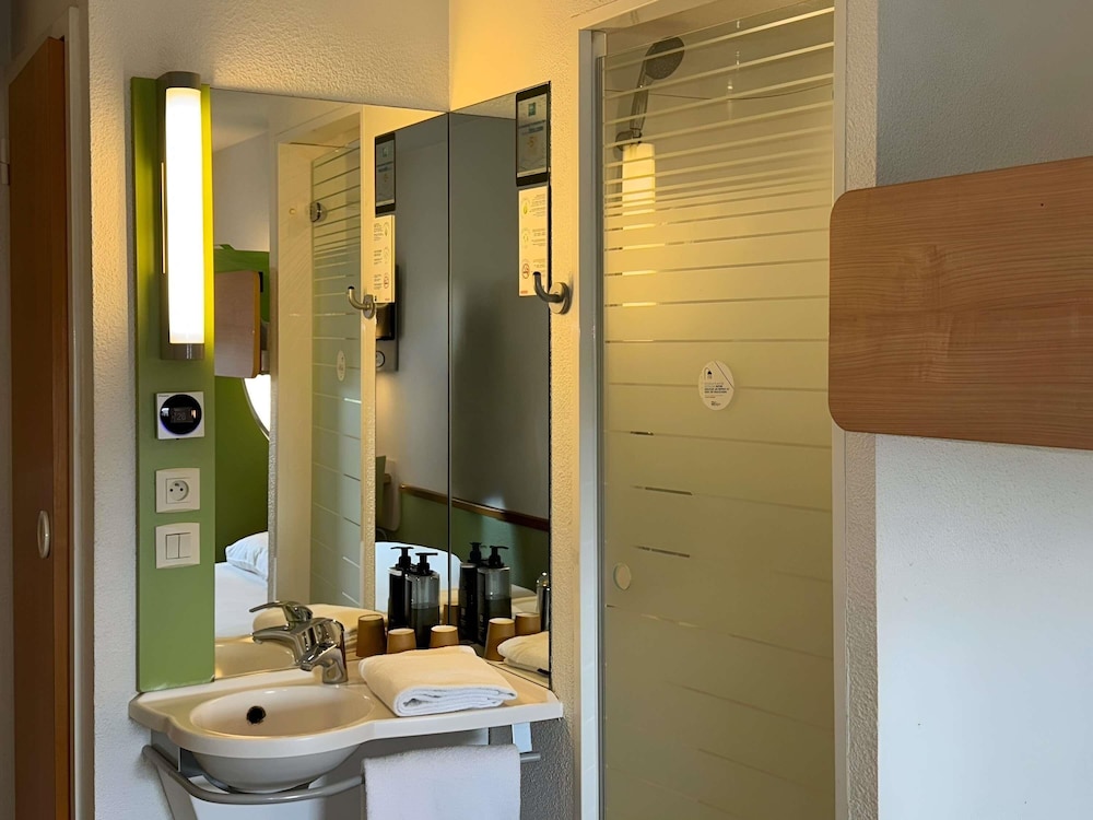 Ibis Budget Cosne Sur Loire 48/51
