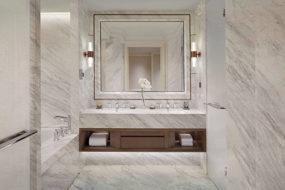 The Ritz-Carlton, Harbin 50/50