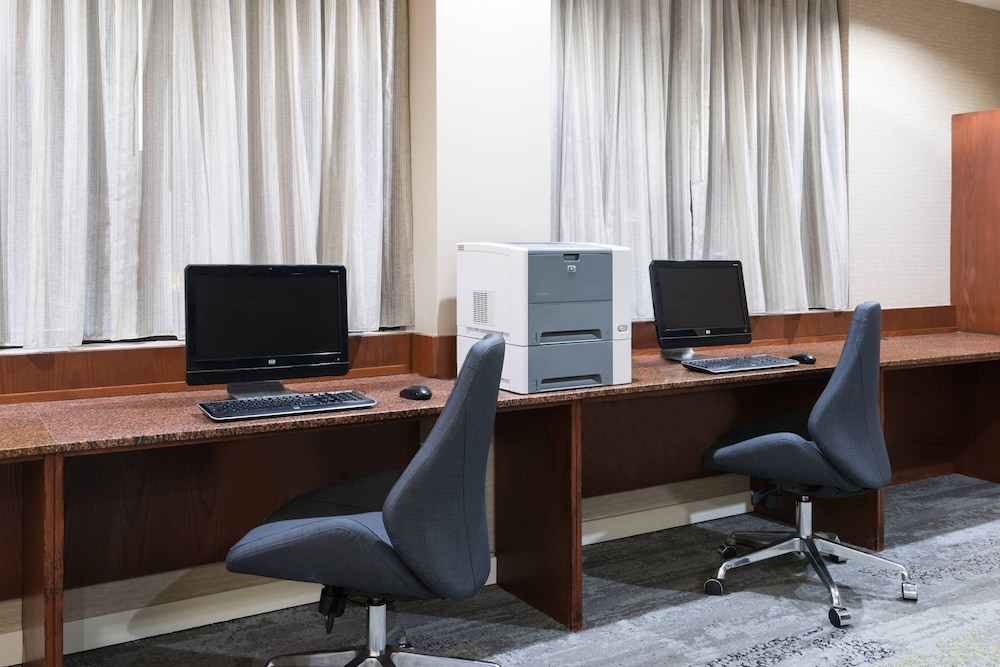 Courtyard By Marriott Providence Lincoln 33/50