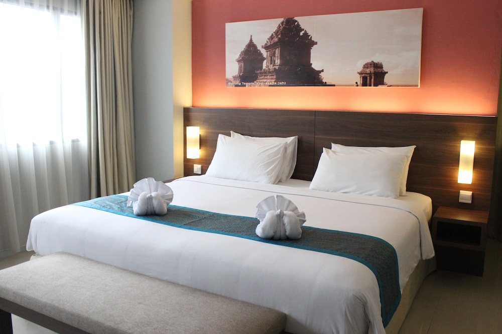 HOLLYWOOD, JUNIOR SUITE