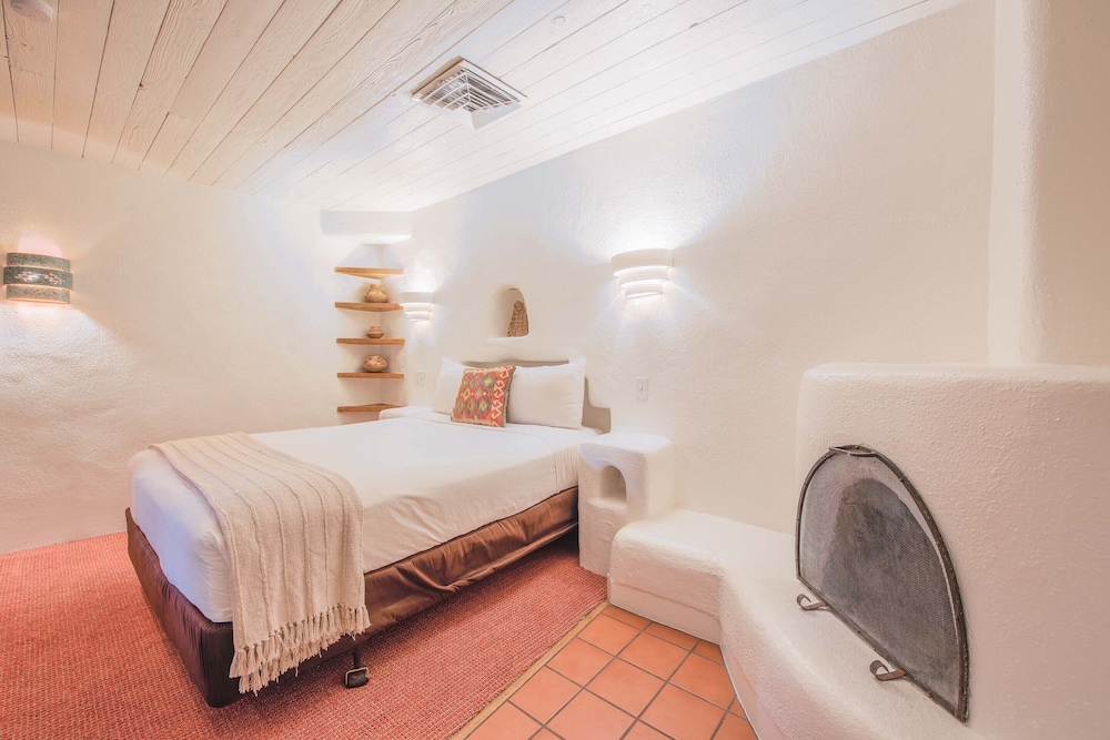 The Historic Taos Inn 49/80