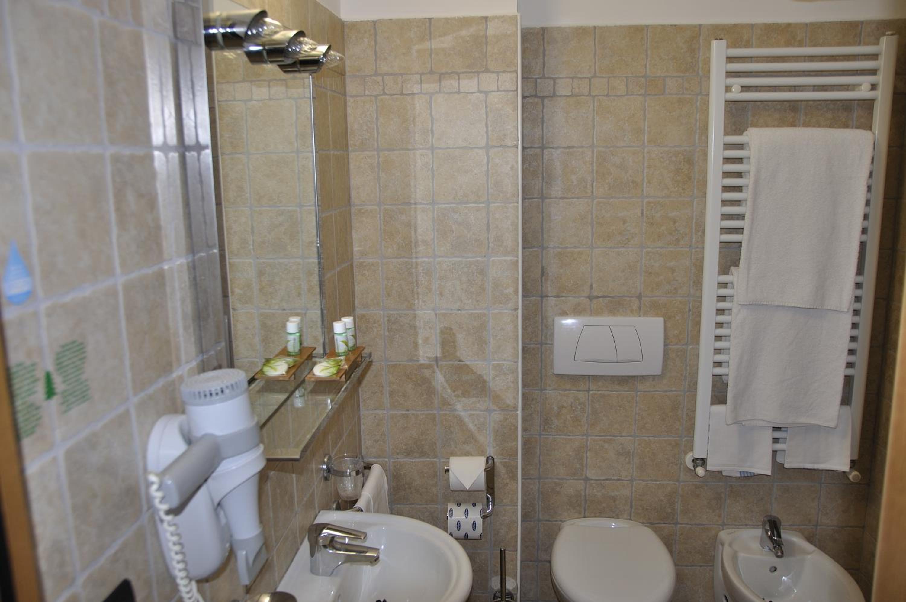 Hotel Sud Ovest 51/53