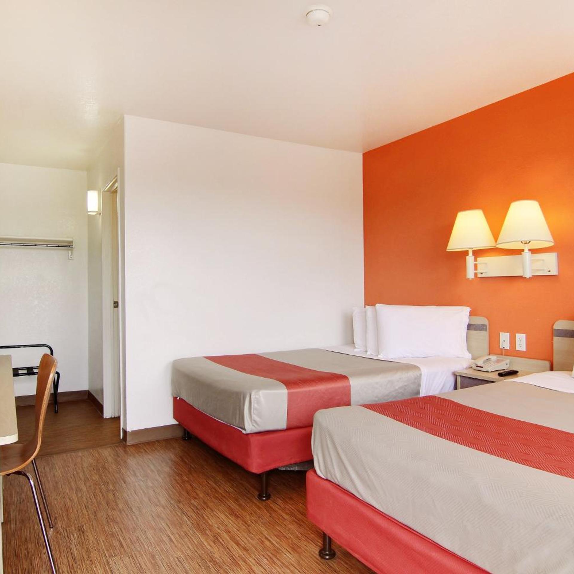 غرفة رباعية، Motel6 Fort Stockton, TX 2/8