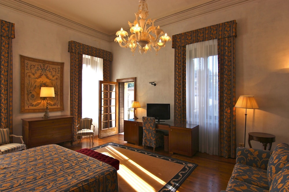 HOTEL VILLA GIONA 46/77