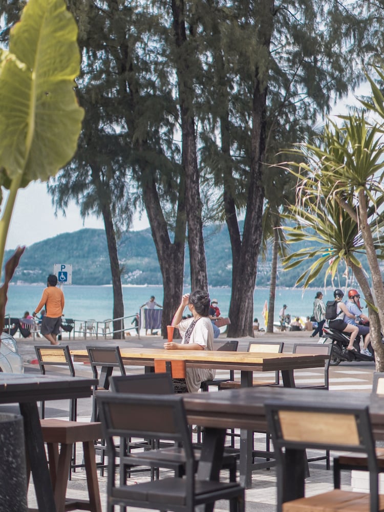 Anona Beachfront Phuket Resort 49/65
