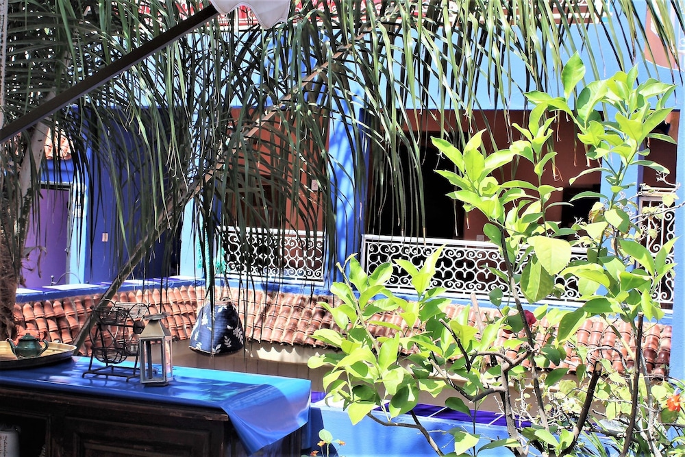 Riad Al Amine 28/30