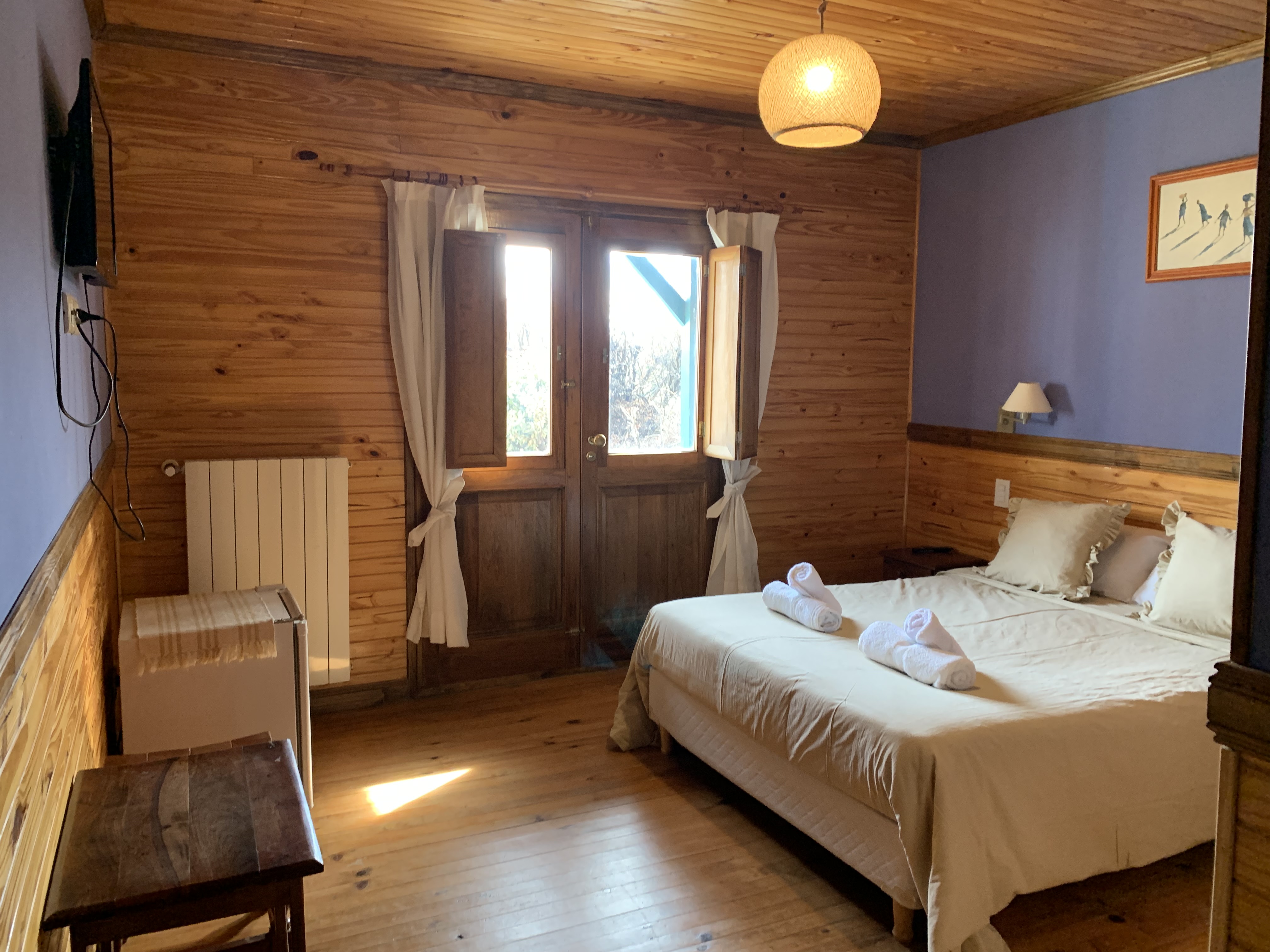 HOSTERIA HAINEN 10/50