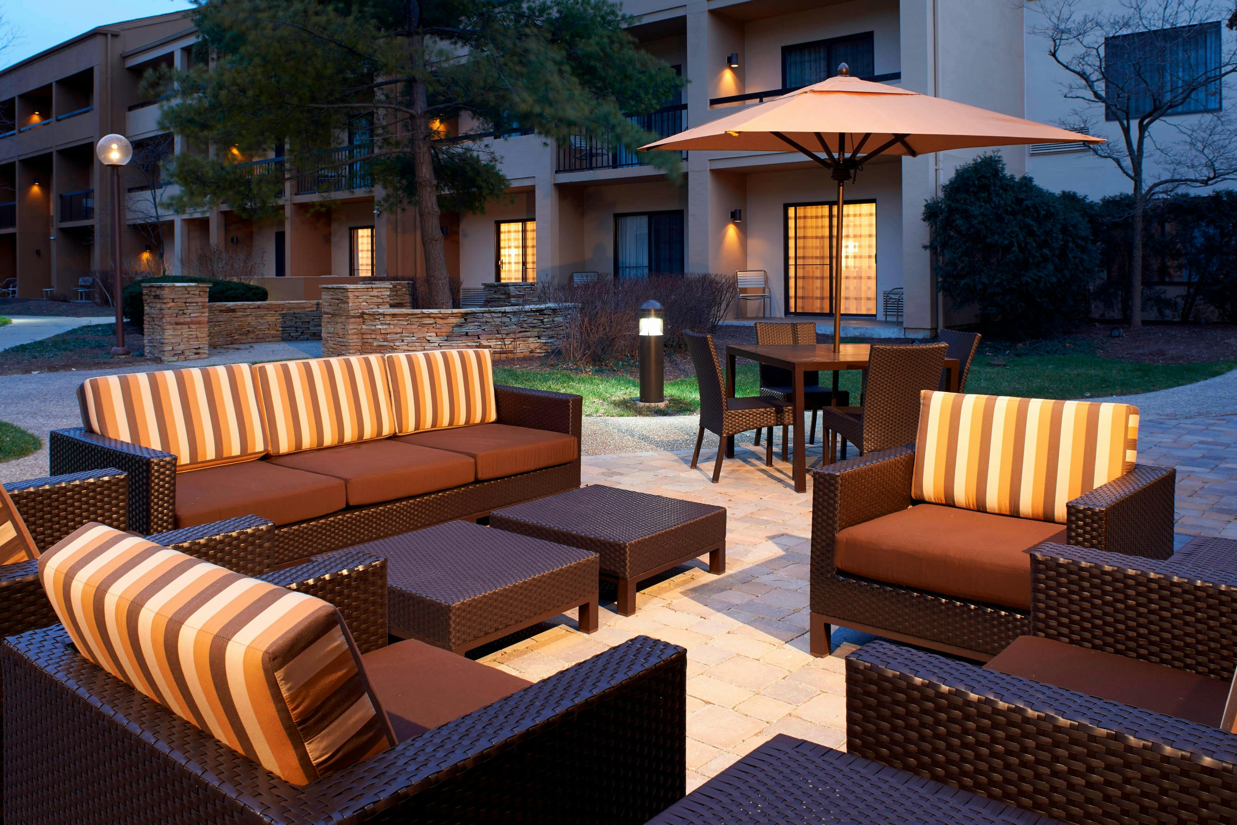 Courtyard by Marriott Dayton South 30/48