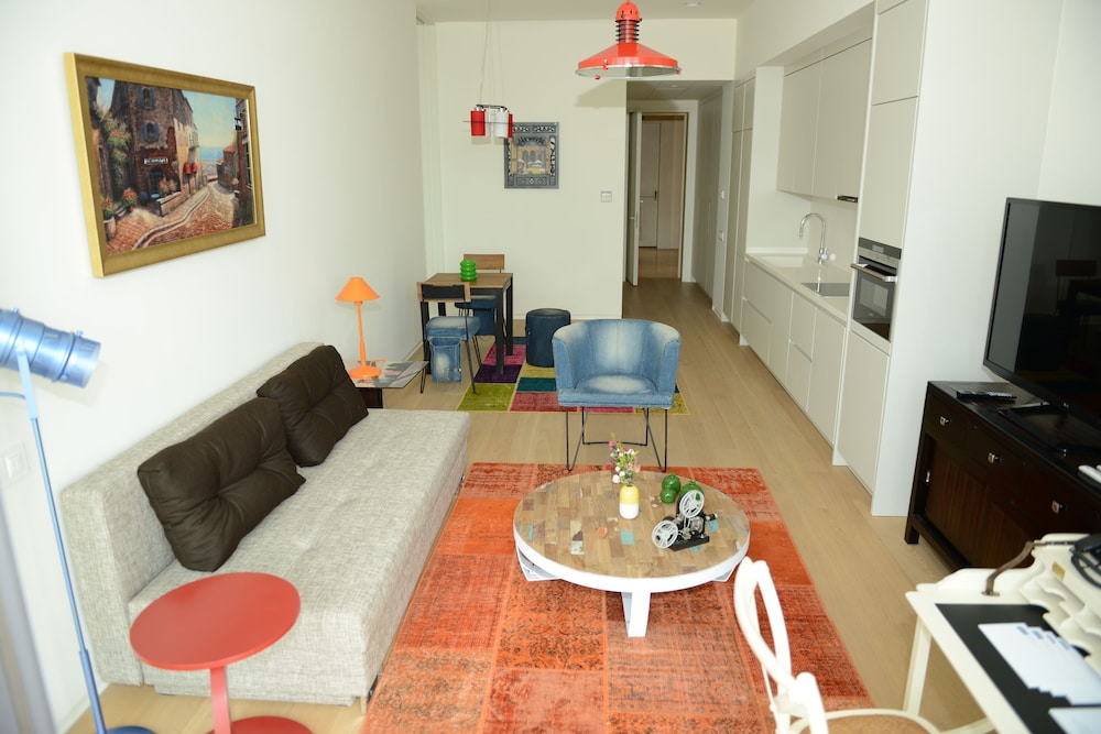 Atakoy Marina Park Residences 27/43