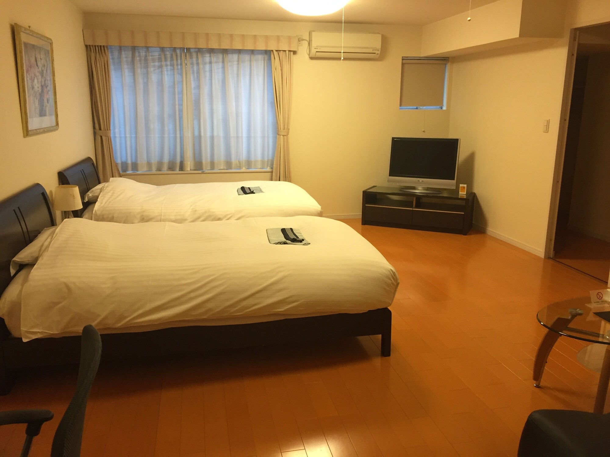 SUPERIOR, TWIN BEDS