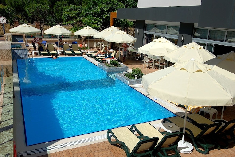 Hatipoglu Beach Hotel 4/66