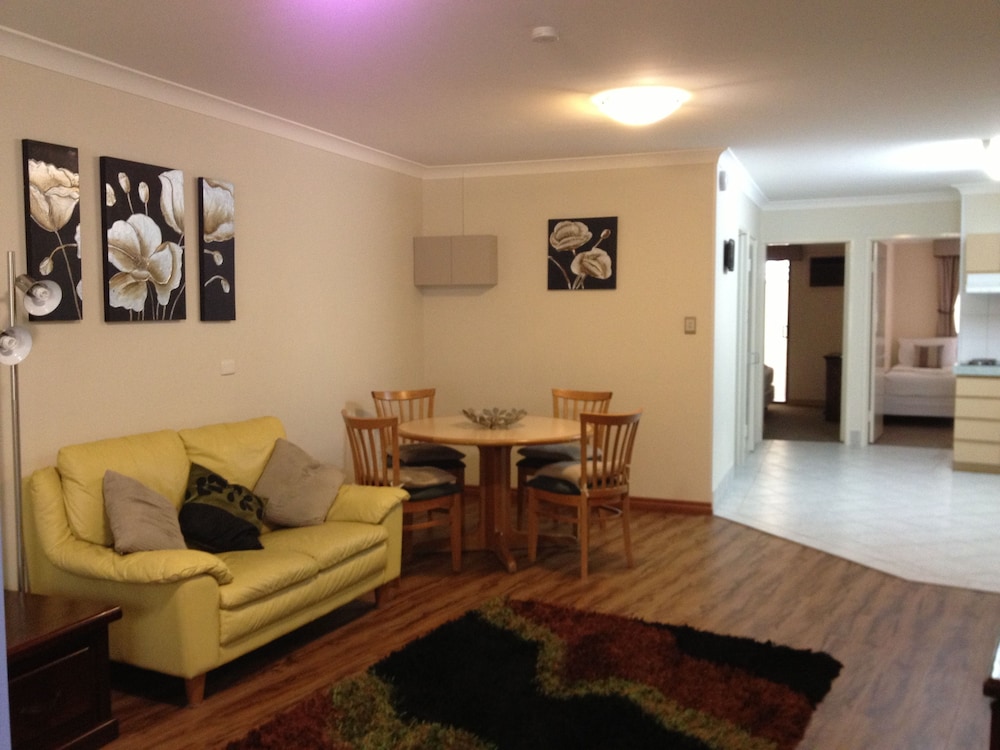 Silver Sands Resort 16/42