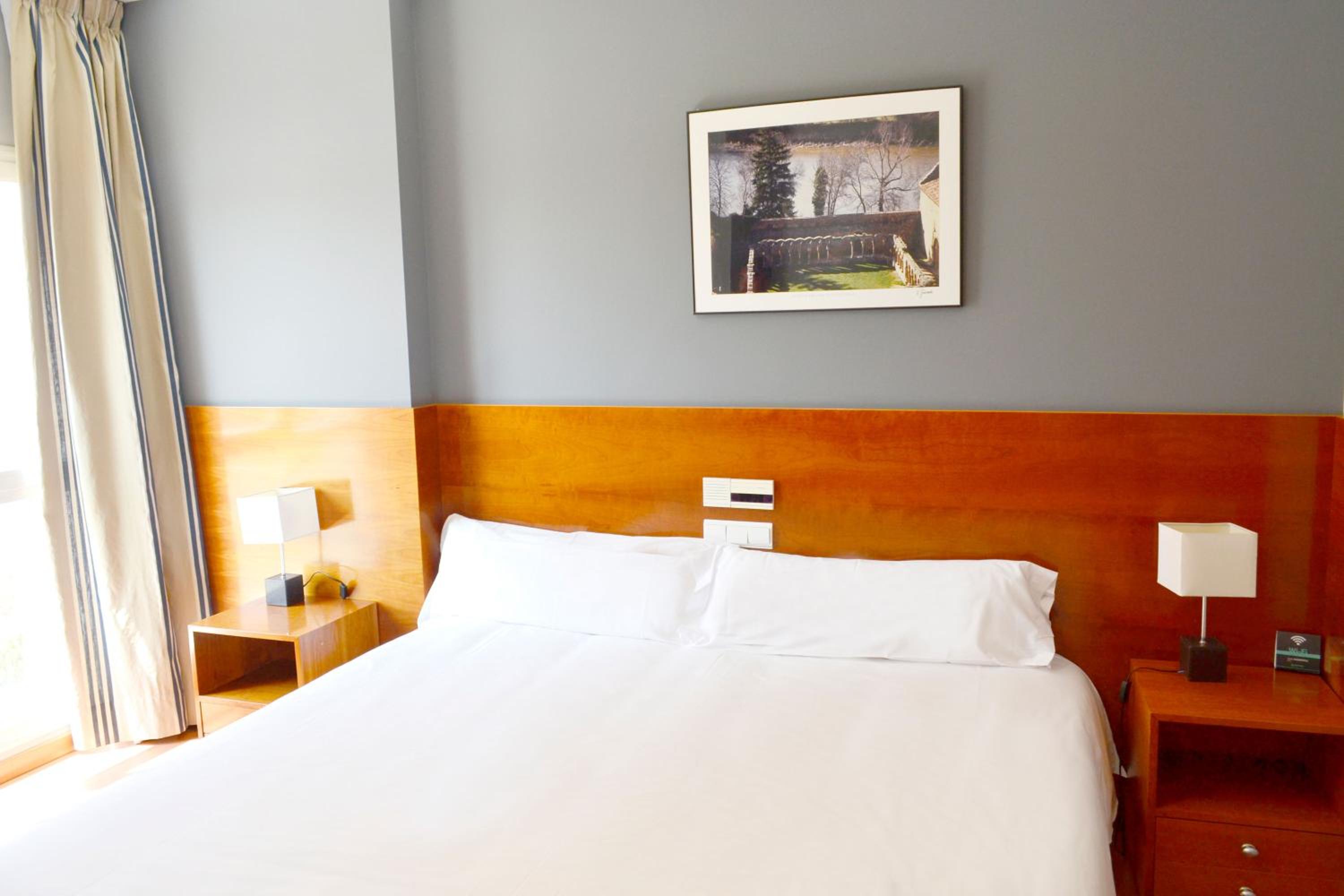 غرفة قياسية بسرير مزدوج أو سريرين منفصلين، Hotel Alda Ciudad de Soria 4/9