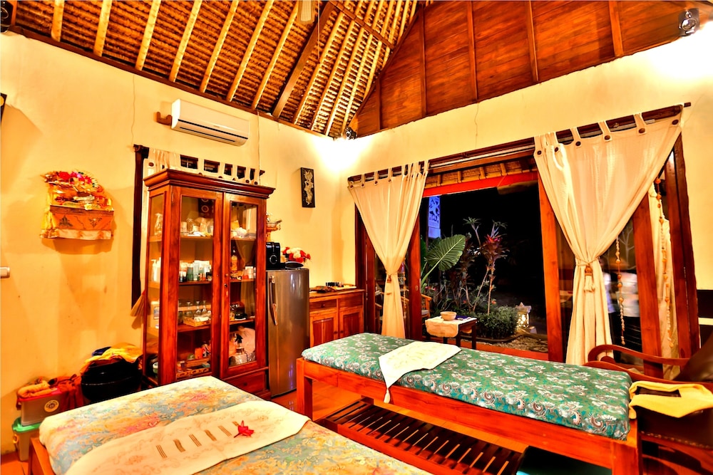Sunset Coin Lembongan Cottage and Spa 33/50