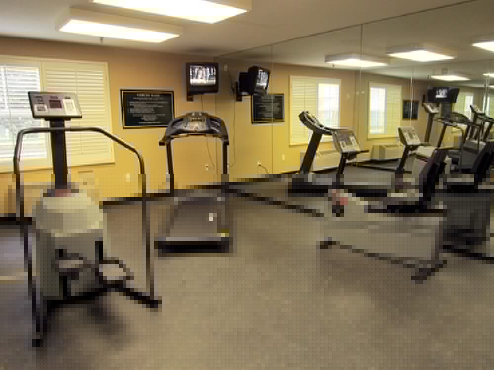 Extended Stay America - Tampa - Airport - N. West Shore Blvd 42/73