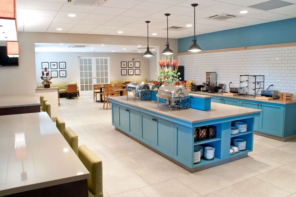 Country Inn Suites By Radisson Lewisburg Pa 25/26