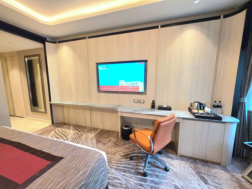 GRACELAND BANGKOK BY GRACE HOTEL 59/68