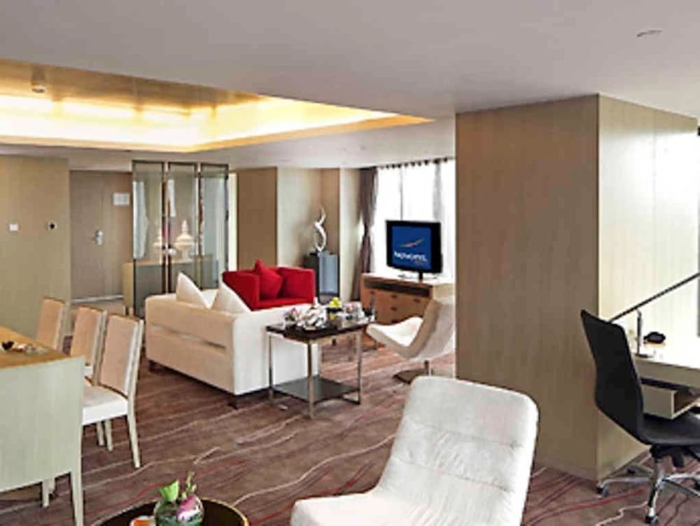 Novotel Nanjing East Suning 51/77