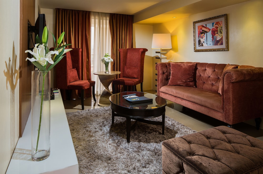 TORRE VENEZIA HOTEL 33/50