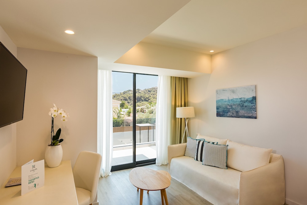 Samian Mare Hotel Suites & Spa 51/80