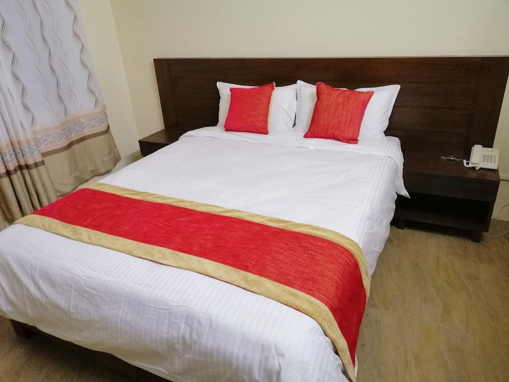 Taj Riverside Resort And Adventure 9/20