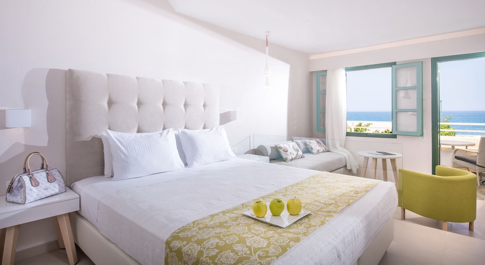 Petra Beach Hotel 15/68