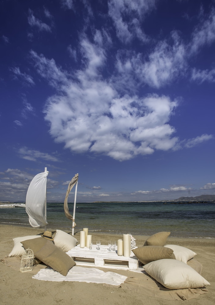 Oasis Beach Hotel Spa 71/76